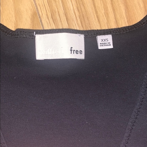 Black Aritzia bodysuit - Picture 3 of 3